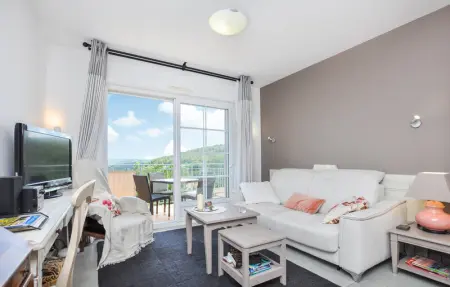 Location Appartement 4 personnes à Callian - Photo 2