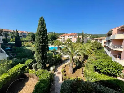 Appartement à La Croix Valmer, Appartement T2 avec piscine, 4 couchages - La Croix-Valmer - L951138