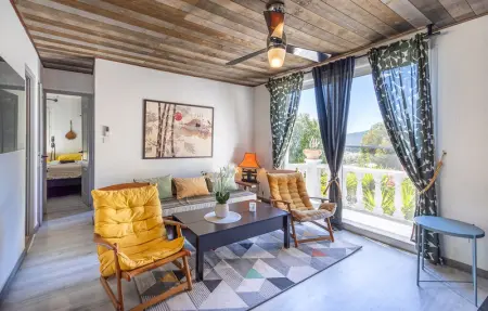 Location Maison 6 personnes à La Crau - Photo 3