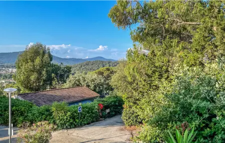 Location Maison 6 personnes à La Crau - Photo 11