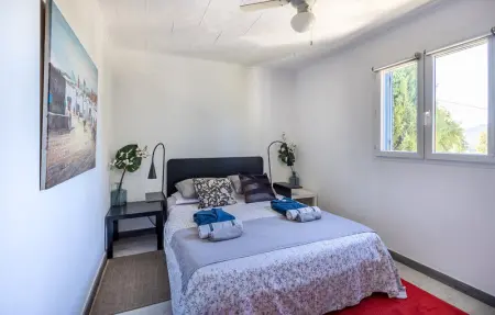 Location Maison 6 personnes à La Crau - Photo 13