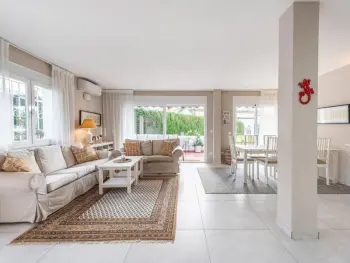 Appartamento a Marbella,Appartement Confortable à Marbella, Près de la Plage et Commodités ES-290-11 N°952328