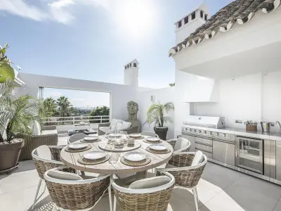 Appartement à Marbella, Penthouse 3 ch, jacuzzi, piscines, parking privé à Marbella - L952335