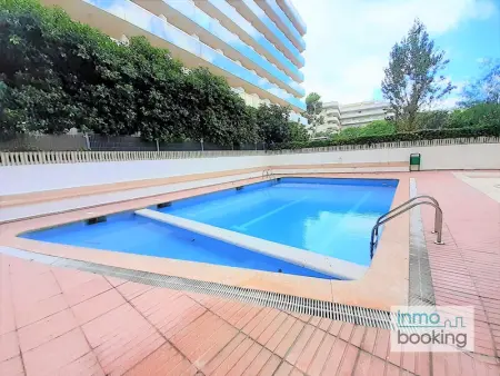 Appartement à Salou, Appartement moderne à Salou avec piscine, proche plage et commerces - L952571