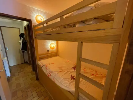 Charmant 2 Pièces en Rez-de-Jardin, Central à Le Monêtier-les-Bains, Proche des Pistes et Thermes - Photo 3