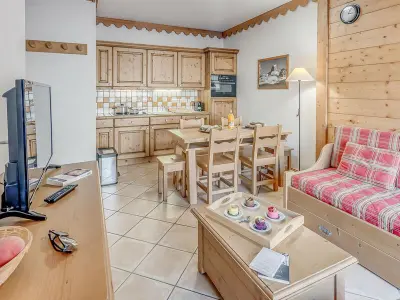 Appartement à Champagny en Vanoise, Charmant Appartement avec Terrasse et Accès Piscine & Spa | 6 Pers à Champagny-en-Vanoise - L952878