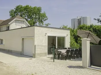 Casa rural en Chaource,Gîte spacieux à Chaource : jardin, terrasse, 5 chambres, animaux acceptés, proche vignobles et Troyes FR-1-543-267 N°952881