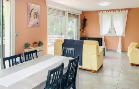 Location Appartement 6 personnes à Biot - Photo 5