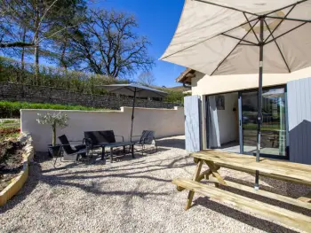 Appartement à Coly Saint Amand,Charmant studio avec jardin privatif au cœur de la Dordogne FR-1-616-329 N°953321