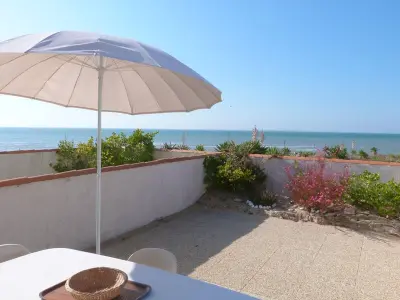 Maison à La Tranche sur Mer, Maisonnette cosy à 20 m de la plage avec animaux admis, wifi et parking - L953372
