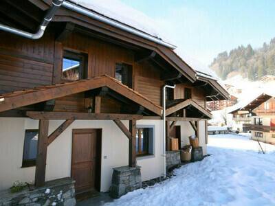 Location Chalet à Les Gets,CHALET SEVEN - 4 CHAMBRES PROCHE CENTRE FR-1-454-104 N°953524