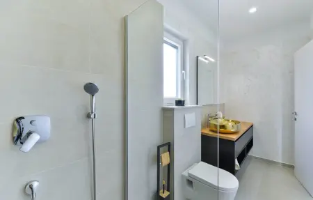 Location Maison 8 personnes à Bibinje - Photo 31