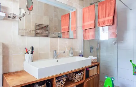 Location Maison 8 personnes à Gémenos - Photo 23