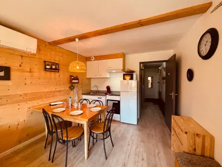 Appartement rénové avec balcon, proche centre et pistes, parking, 5-7 pers, Résidence Les Éperouses - Photo 1