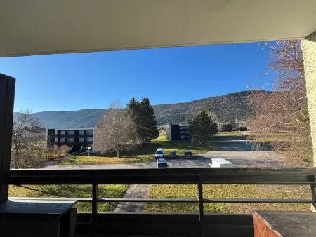 Appartement rénové avec balcon, proche centre et pistes, parking, 5-7 pers, Résidence Les Éperouses - Photo 9