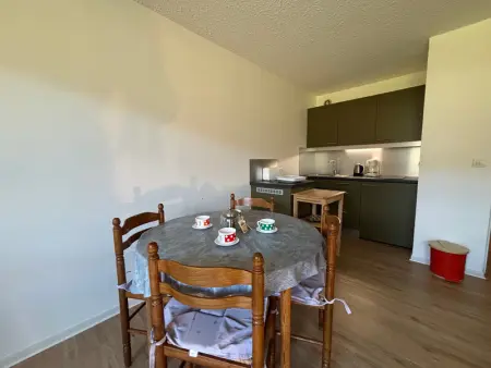 Studio rénové à Autrans, 4 pers, balcon, parking privé, proche centre et pistes ski - Photo 3