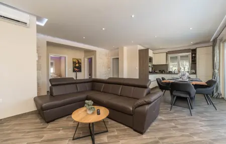 Location Maison 8 personnes à Bibinje - Photo 4