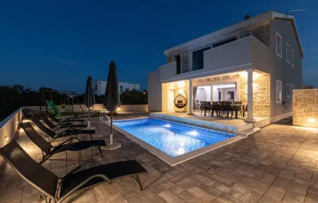 Location Maison 8 personnes à Bibinje - Photo 12