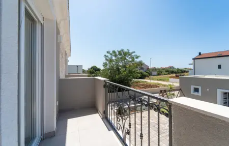 Location Maison 8 personnes à Bibinje - Photo 22