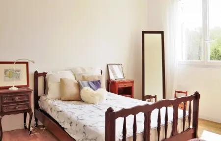 Location Maison 6 personnes à Belcodène - Photo 12