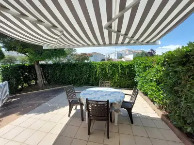 Maison à Vaux sur Mer, Charmante maisonnette avec piscine, proche plage et centre-ville - Vaux-sur-Mer - L956202