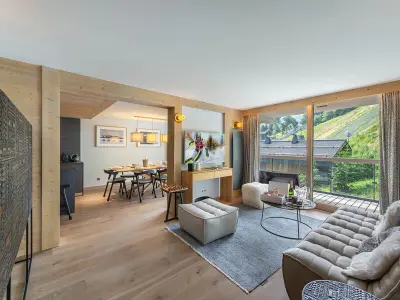 Appartement à Courchevel 1550, Appartement Moderne avec Terrasse, Près des Remontées, 4 Adultes + 5 Enfants, Services Inclus - L956205