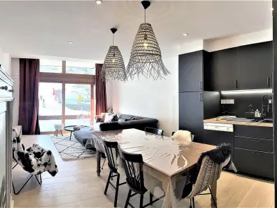 Appartement à Le Corbier, Duplex spacieux au pied des pistes avec accès piscine - L956497