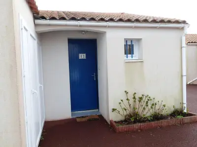 Maison à La Tranche sur Mer, Charmante maisonnette avec jardinet à 650m de la plage, au cœur d'une copropriété calme - L957298