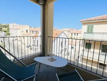 Appartement à Calvi, Appartement Moderne à Calvi, 2 Chambres, Parking Privé, Proche Plage et Commerces - L957329