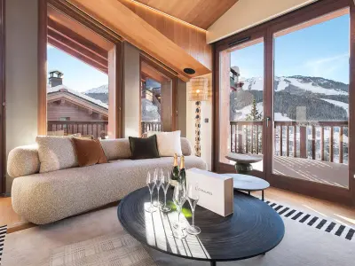 Chalet à Courchevel 1650, Chalet 10 pers. à Courchevel 1650 avec jacuzzi et ascenseur - L957711