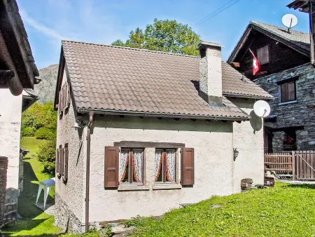 Marianne Plus, Maison 5 personnes à Aquila - Photo 4
