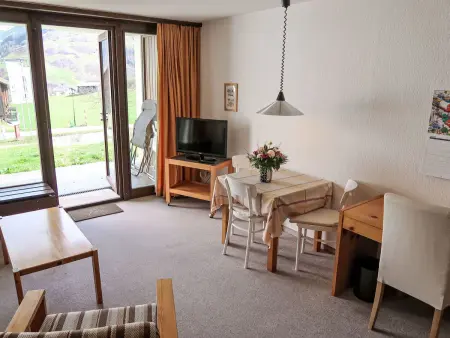 Apt C 015, Appartement 4 personnes à Disentis - Photo 2