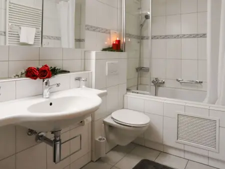 Allod Park Haus B E01, Appartement 4 personnes à Davos - Photo 2