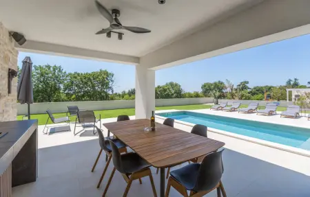 Location Maison 6 personnes à Porec - Photo 1