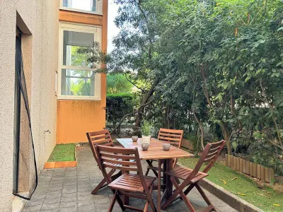 Appartement à Bormes les Mimosas, Appartement T2 avec Jardin, Parking et Climatiseur - Proche Plage Bormes-les-Mimosas - L957980