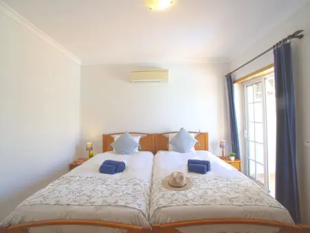 Sunny Beach Retreat, Appartement 4 personnes à Armação de Pêra - Photo 11