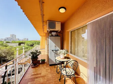 Appartement à Platja d'Aro i S'Agaró, Appartement Climatisé à 250m Plage - Centre de Platja d'Aro, Idéal pour 2 Personnes - L958239