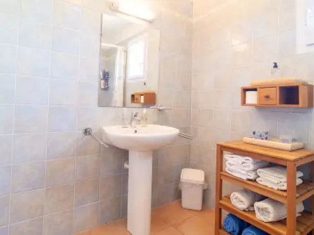 Petit Paradis Villa 44, Maison 8 personnes à Nans les Pins - Photo 24