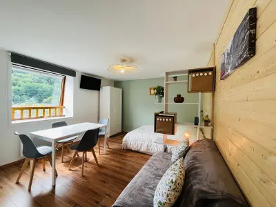 Appartement à Mont Dore, Studio charmant avec parking et vue montagne - L958490