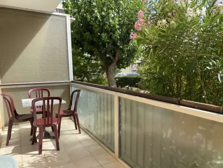 Studio Rénové avec Grande Terrasse et Wifi à Balaruc-les-Bains - Photo 8