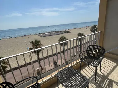 Appartement à Canet en Roussillon, Appartement T2 avec balcon, face mer, tout confort - L958967