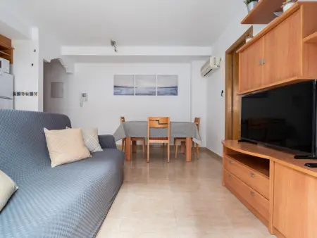 Appartement 2 chambres à 80m de la plage avec WiFi et climatisation - Photo 5