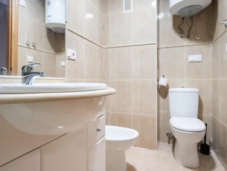 Appartement 2 chambres à 80m de la plage avec WiFi et climatisation - Photo 11