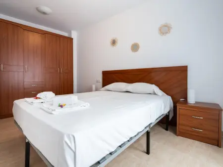 Appartement 2 chambres à 80m de la plage avec WiFi et climatisation - Photo 14