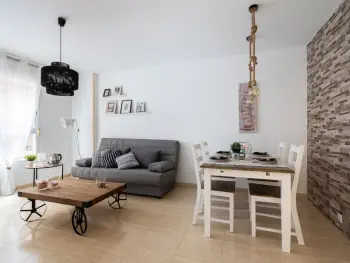 Apartment in Port de Sagunt,Appartement cosy à 60m de la plage avec balcon - Puerto de Sagunto ES-299-9 N°959479