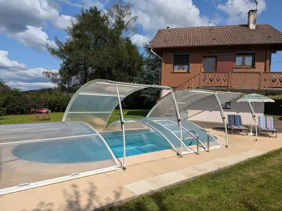 Casa rural en Le Val d'Ajol,Chalet cosy avec piscine privée au Val-d'Ajol, 3 chambres FR-1-589-597 N°959791