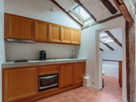 Charmant T3 sous les toits, centre historique de St-Jean-de-Luz, proche plage et commerces - Photo 4