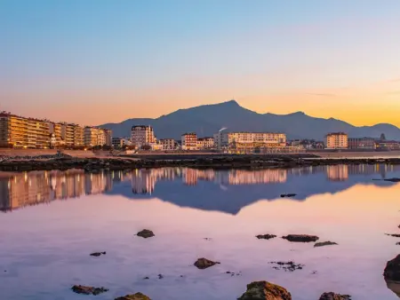 Charmant T3 sous les toits, centre historique de St-Jean-de-Luz, proche plage et commerces - Photo 11