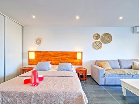 Studio spacieux avec piscine, parking, climatisation et Wi-Fi - Photo 6