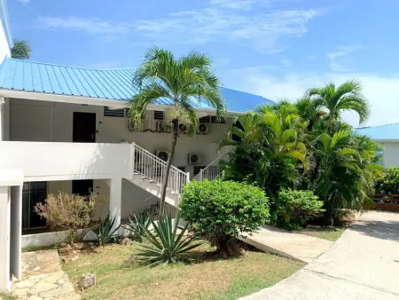 Superbe duplex avec piscine et parking à Saint-Martin - Photo 22